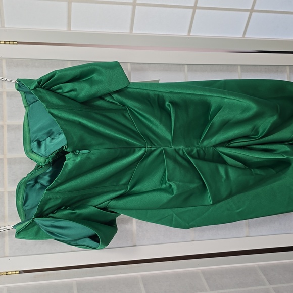 #56.Miss Circle Emerald Green Drape Dress NWT - Picture 6 of 6